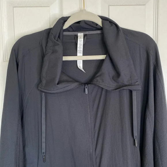LULULEMON New Rituals Jacket Graphite Grey Size 8 Athleisure Casual Drapey - Picture 6 of 11